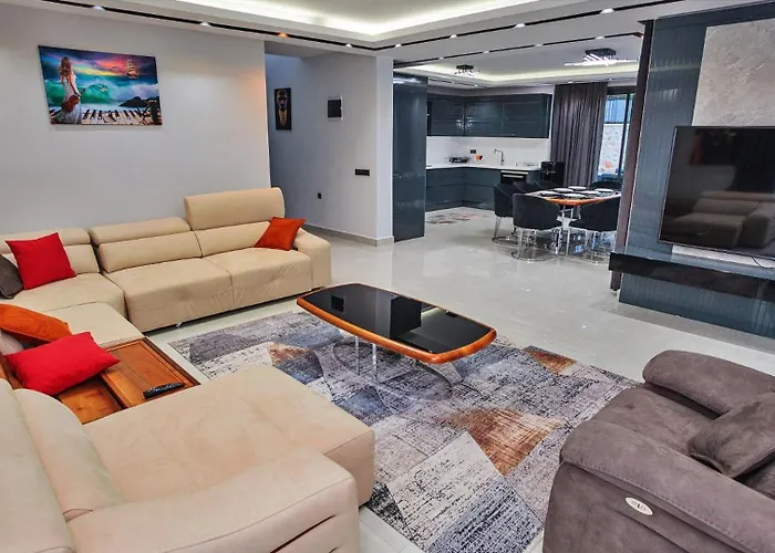 Вилла 4 Bedroom