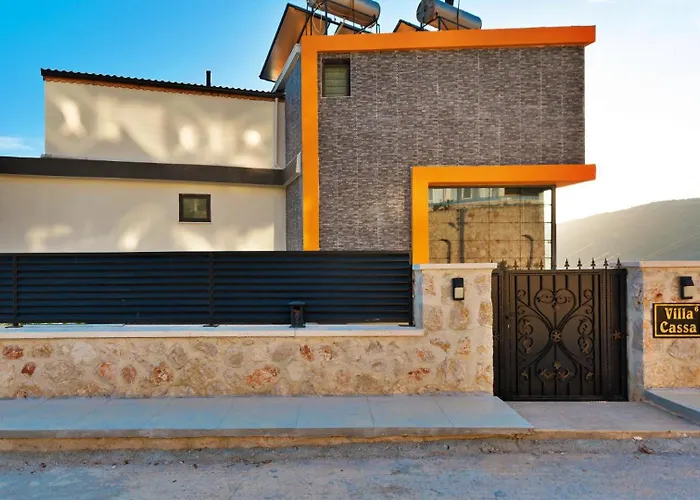 4 Bedroom Καλκάν