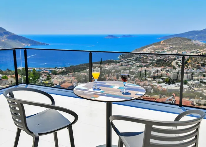 Βίλα 4 Bedroom Καλκάν