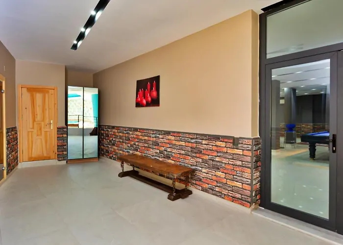 Βίλα 4 Bedroom Καλκάν