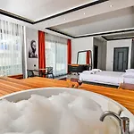 4 Bedroom