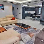 Villa 4 Bedroom