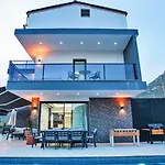4 Bedroom * Kalkan